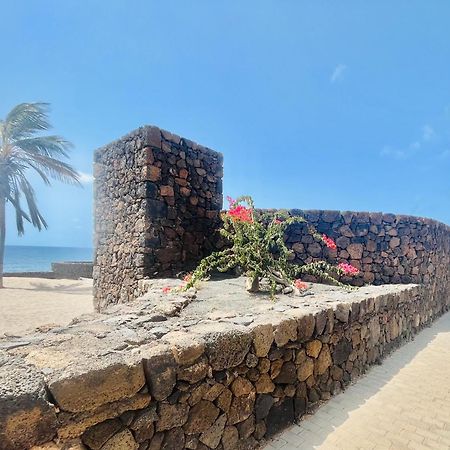 Villa Trinity House En Playa Bastian Costa Teguise Exterior foto